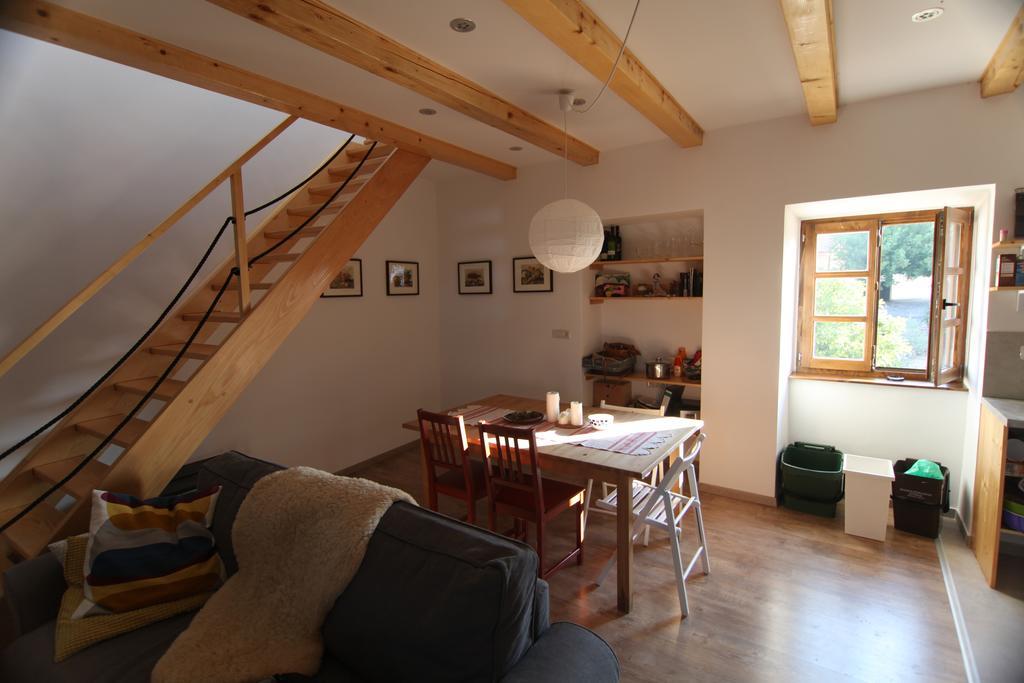 Holiday Home Kuca Na Moru Корнич Экстерьер фото