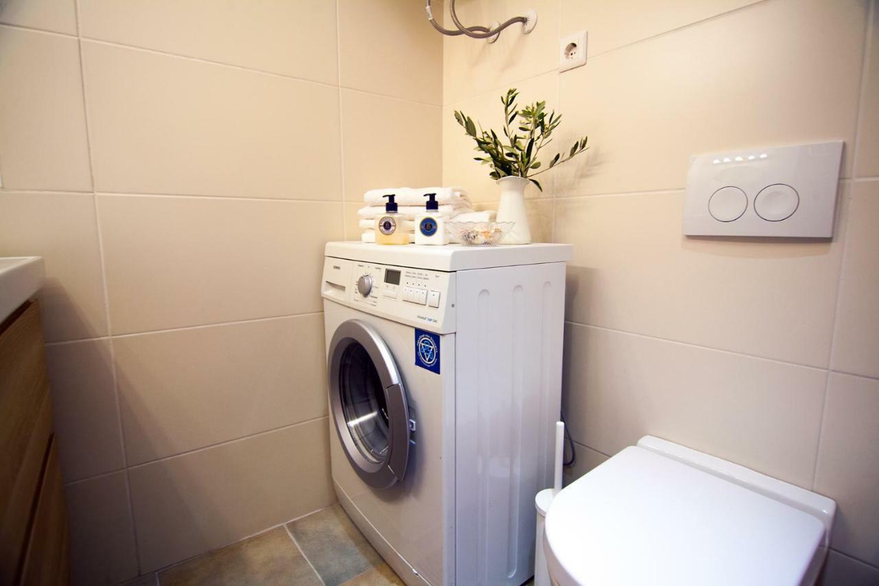 Holiday Home Kuca Na Moru Корнич Экстерьер фото